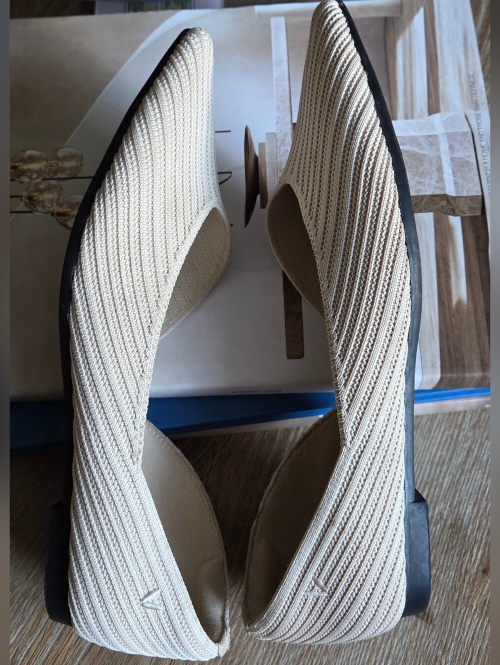 Vivaia Melia Flats Pointed in Light Beige - Picture 3 of 13